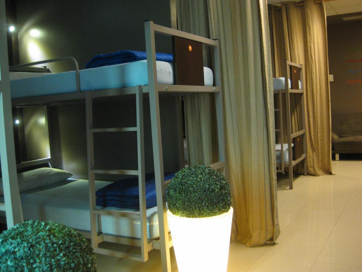 Albergue Santo Santiago Сантьяго-де-Компостела Екстер'єр фото